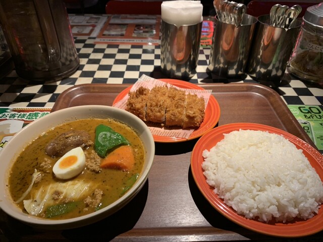 横浜 カレー べいらっきょ